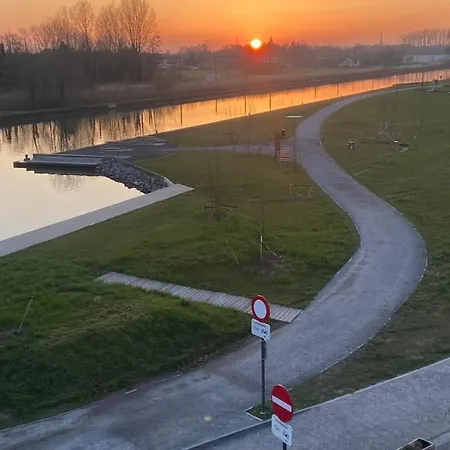 Toezens Panzió Ingelmunster